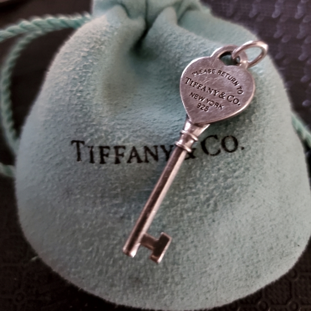 Tiffany&Co heart key pendant necklace,pandora promise ring set
